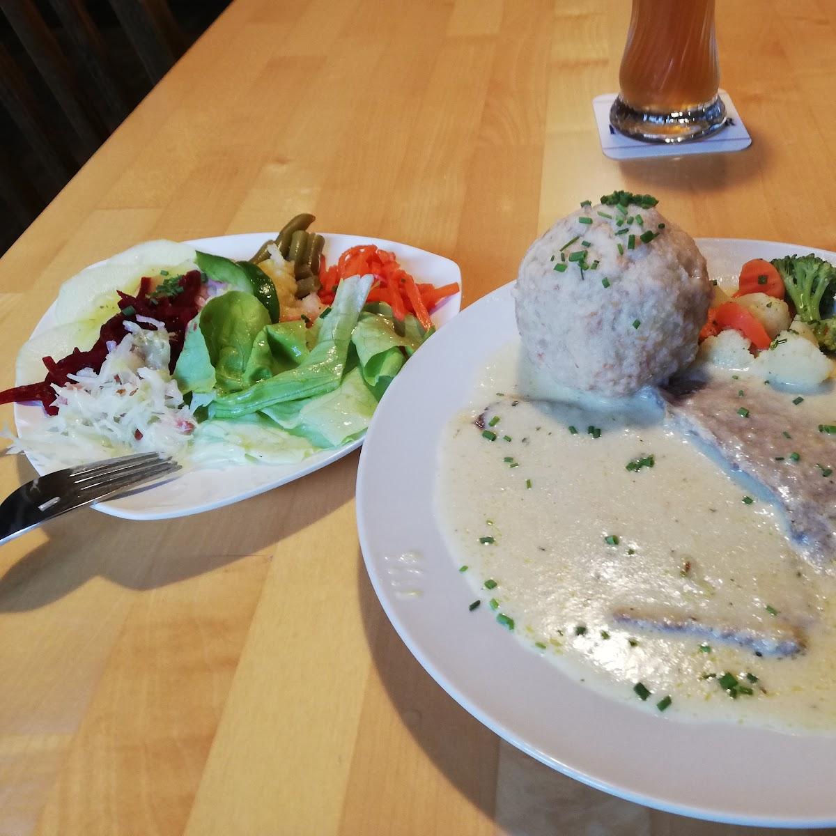 Restaurant "Gasthof zum Schwarzen" in Neukirchen beim Heiligen Blut