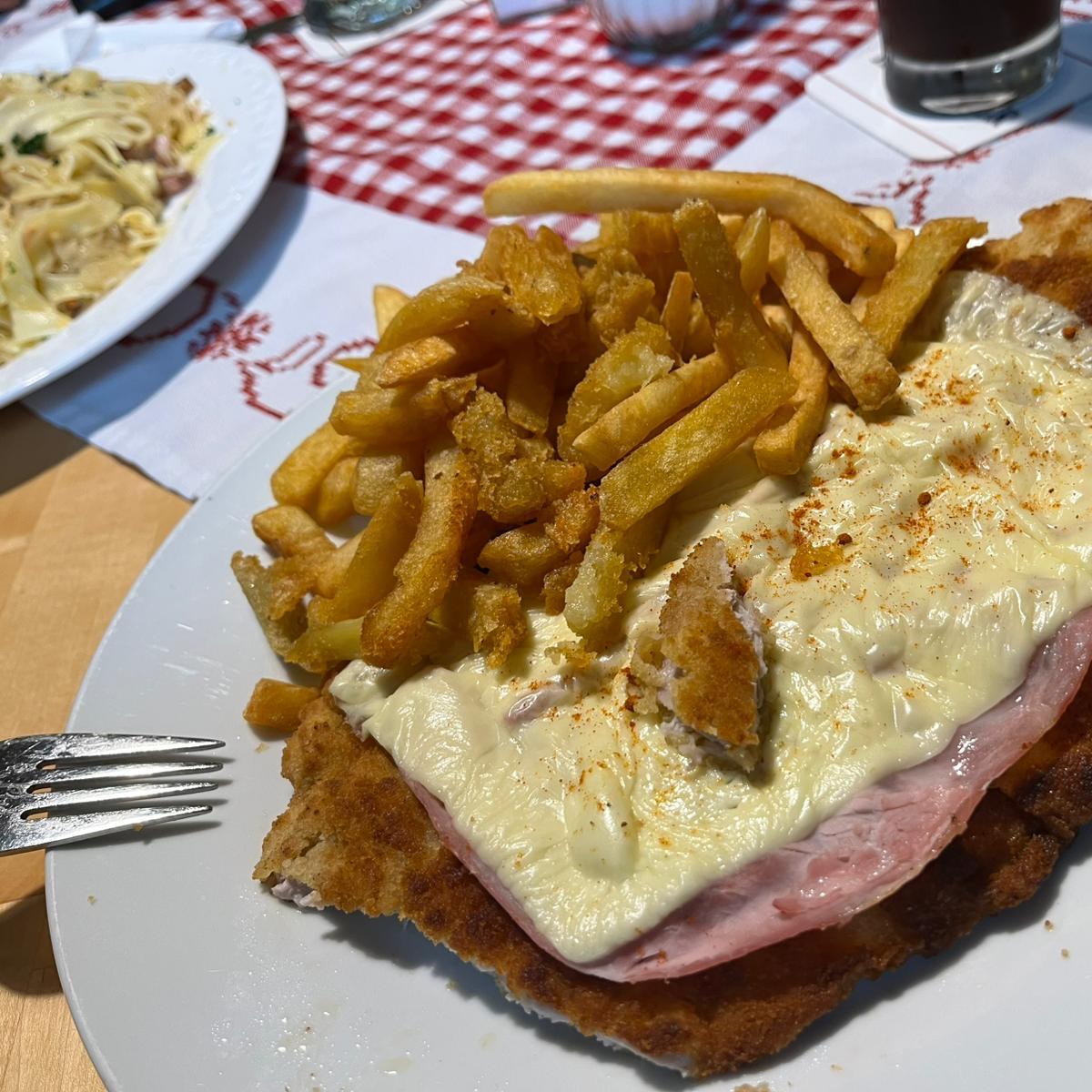 Restaurant "Gasthof zum Schwarzen" in Neukirchen beim Heiligen Blut