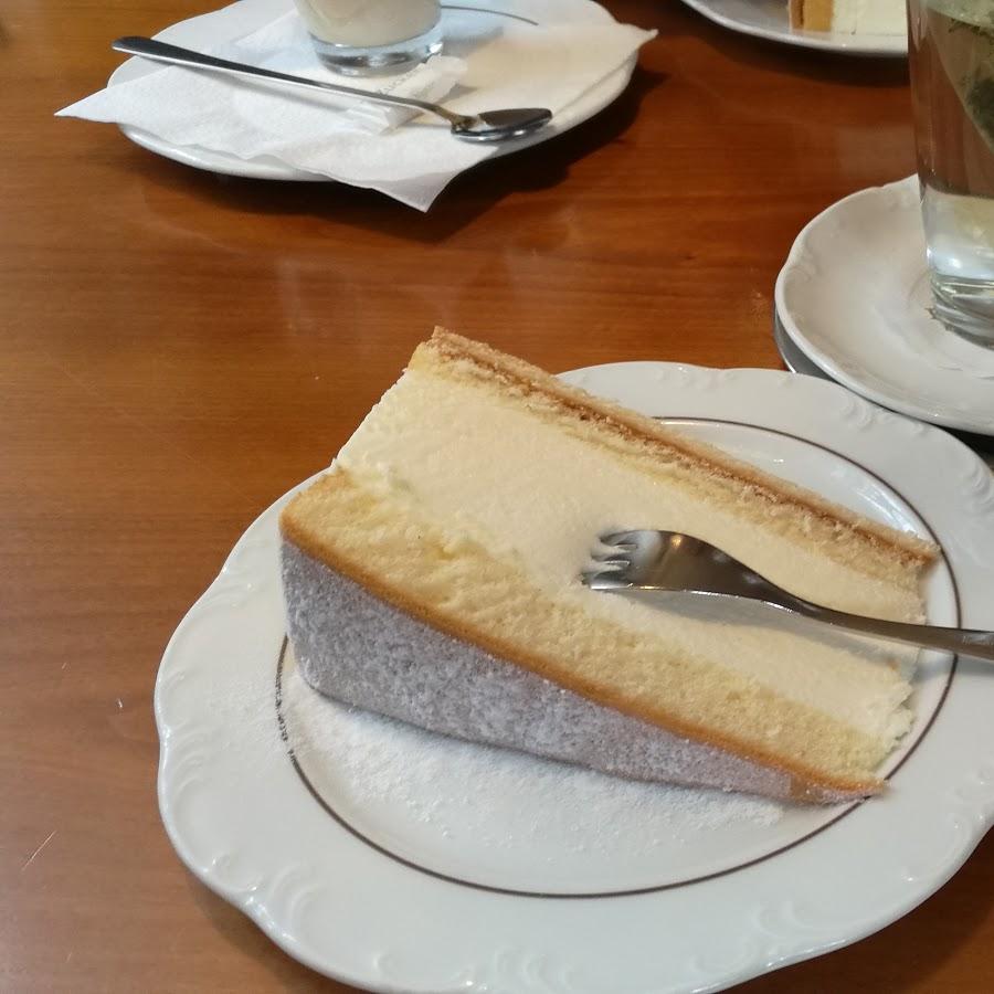 Restaurant "Maurer Josef" in  Blut