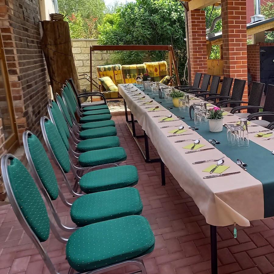 Restaurant "Hannis Hof - Bernd Elzemann" in Schönewalde