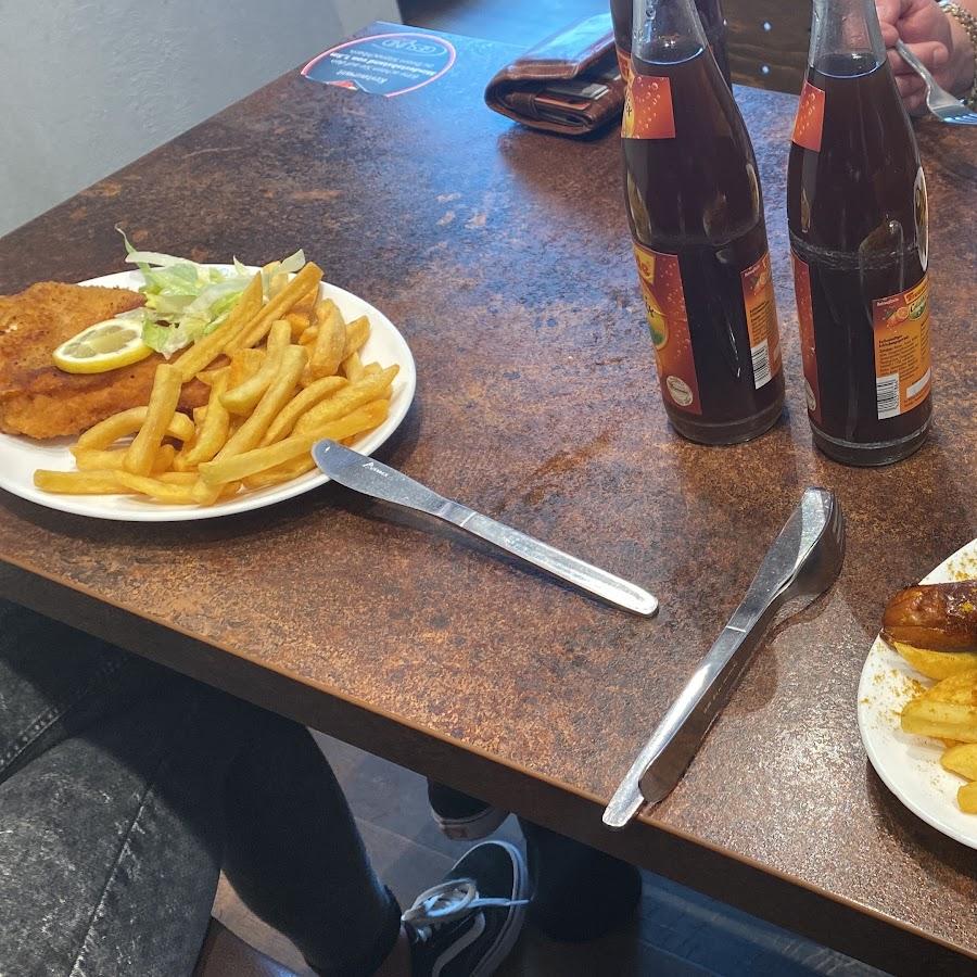 Restaurant "Heisser Wolf Restaurant" in Kitzingen