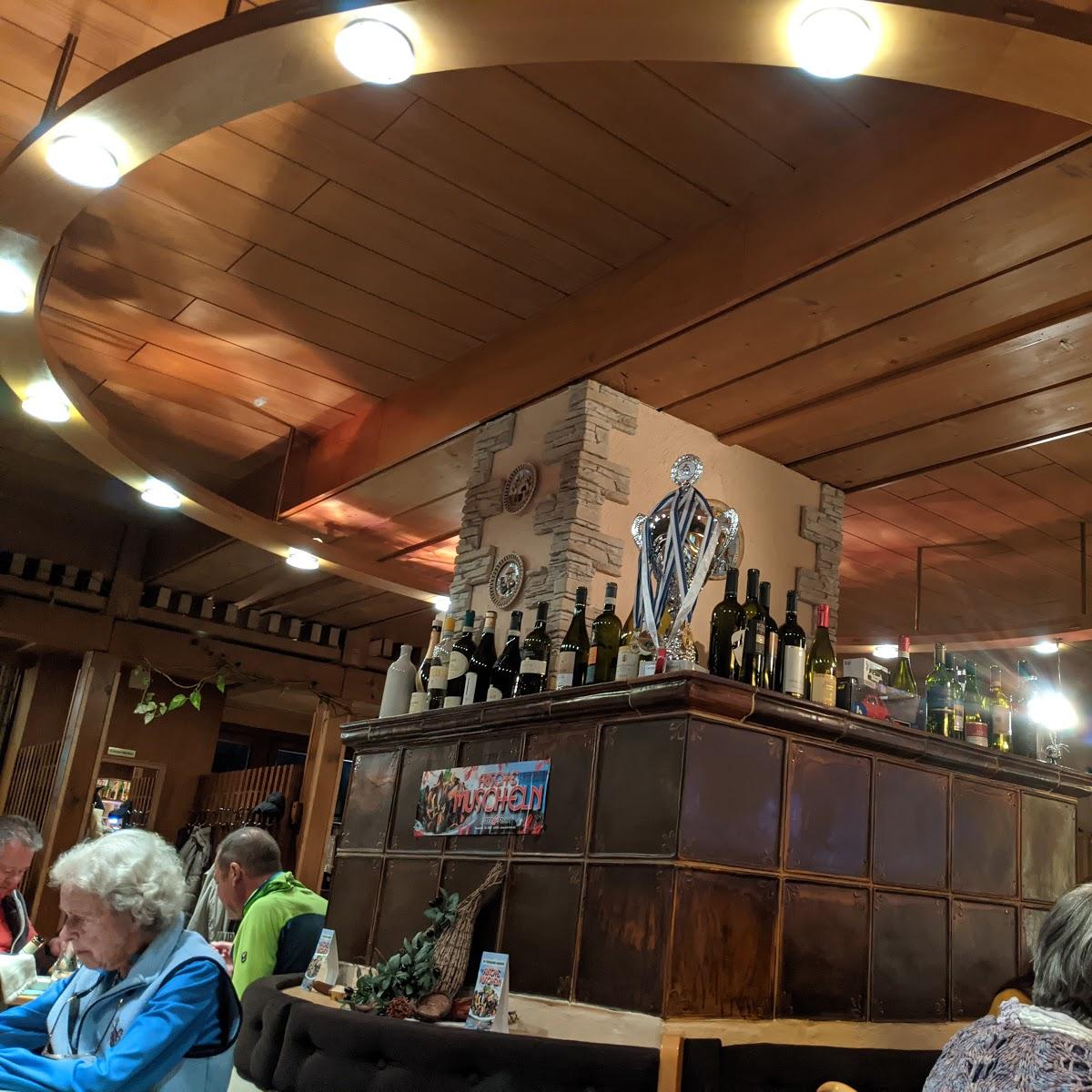 Restaurant "Feuerwehrerholungsheim - Restaurant" in  Gmain