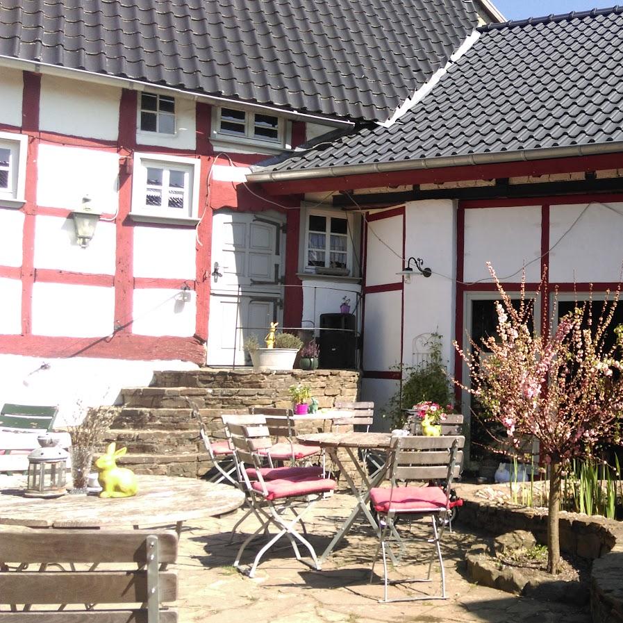 Restaurant "Kulturcafé Alte Krähe" in Berg