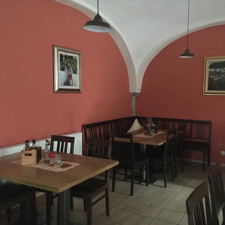 Restaurant "Vesuvio Pizzamanifattura Pizzaria" in  Arnstorf