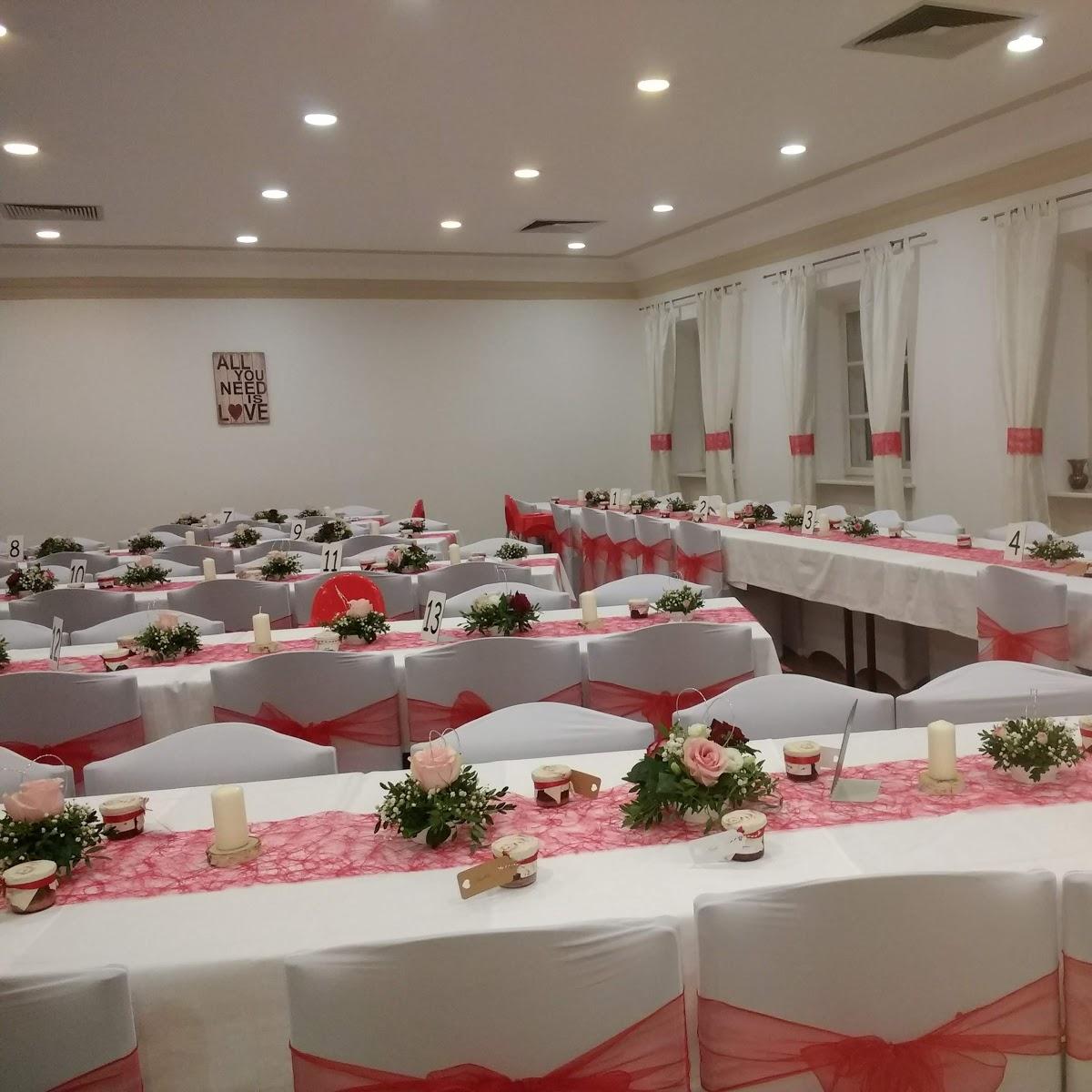 Restaurant "Gasthof  Beim Kroaten  Oberwirt" in  Arnstorf