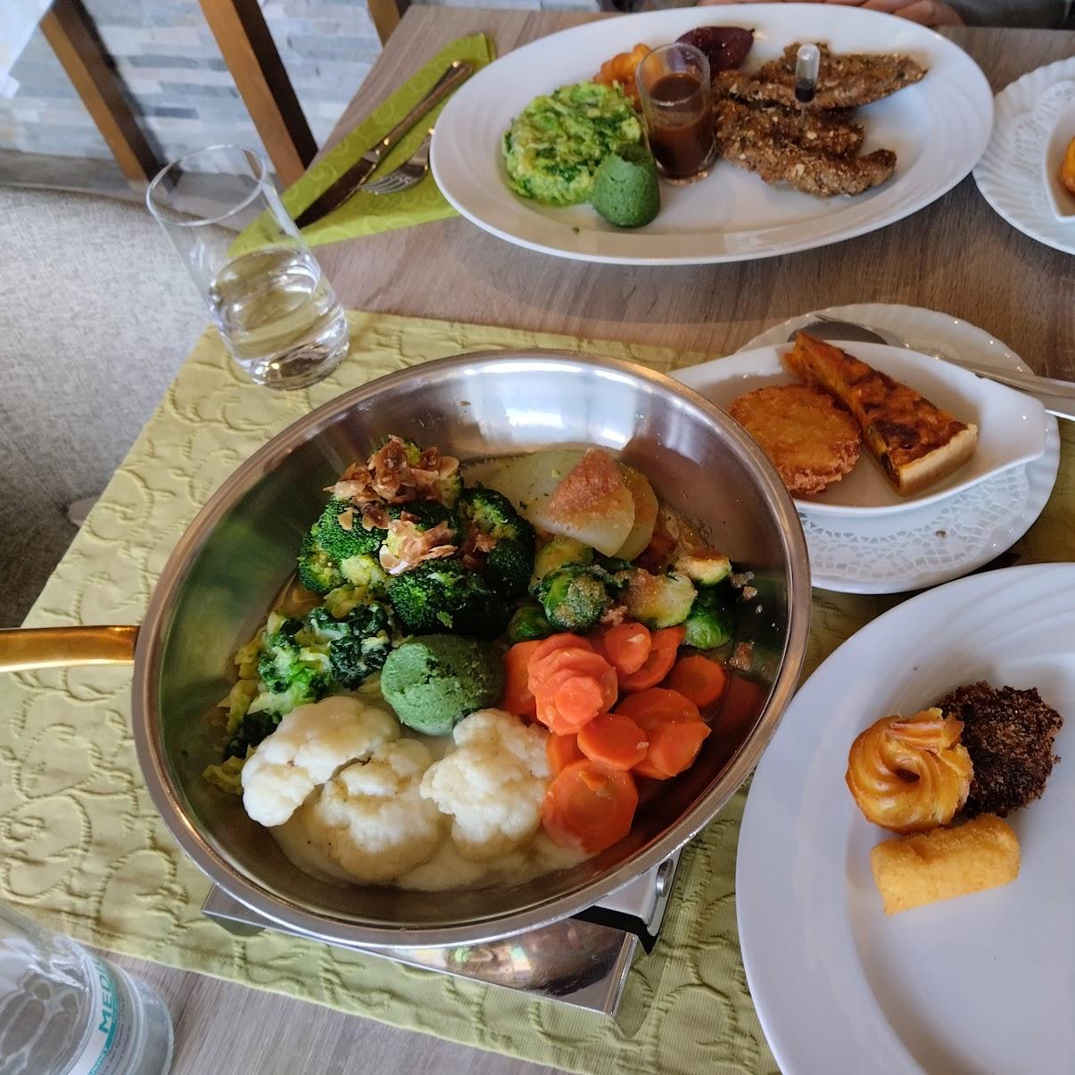 Restaurant "Hotel Taunusblick Lotz GmbH" in Hömberg