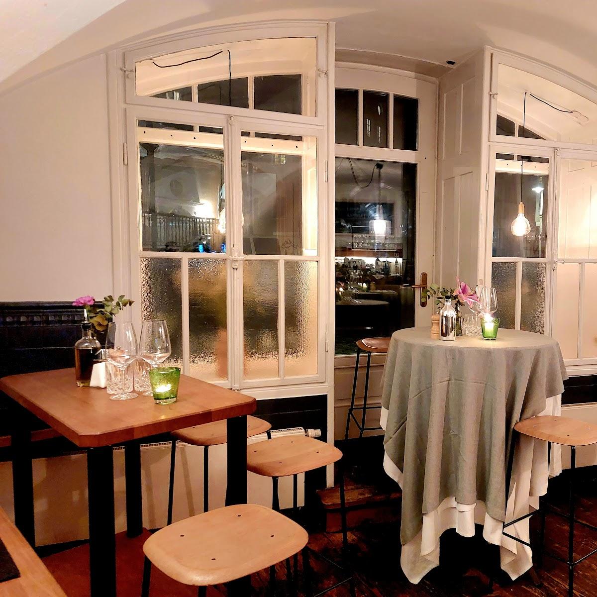 Restaurant "Brodkas FÆRBER - Weinbar" in Rosenheim