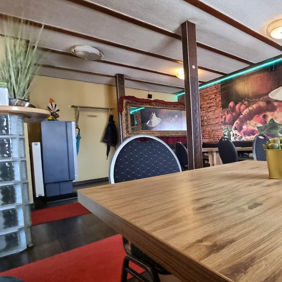 Restaurant "Pizza Express California" in Maulburg