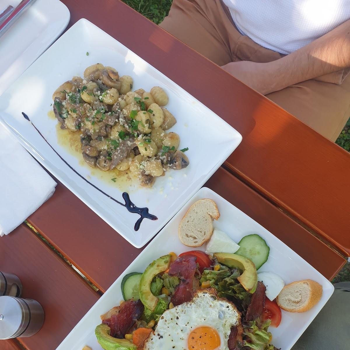 Restaurant "Campingplatz & Strandbad Abtsdorfer See" in  Laufen