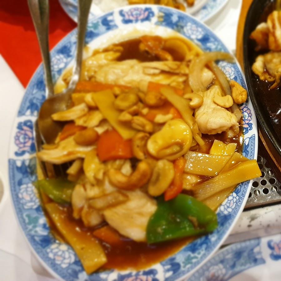 Restaurant "Lotus Garten" in  Main