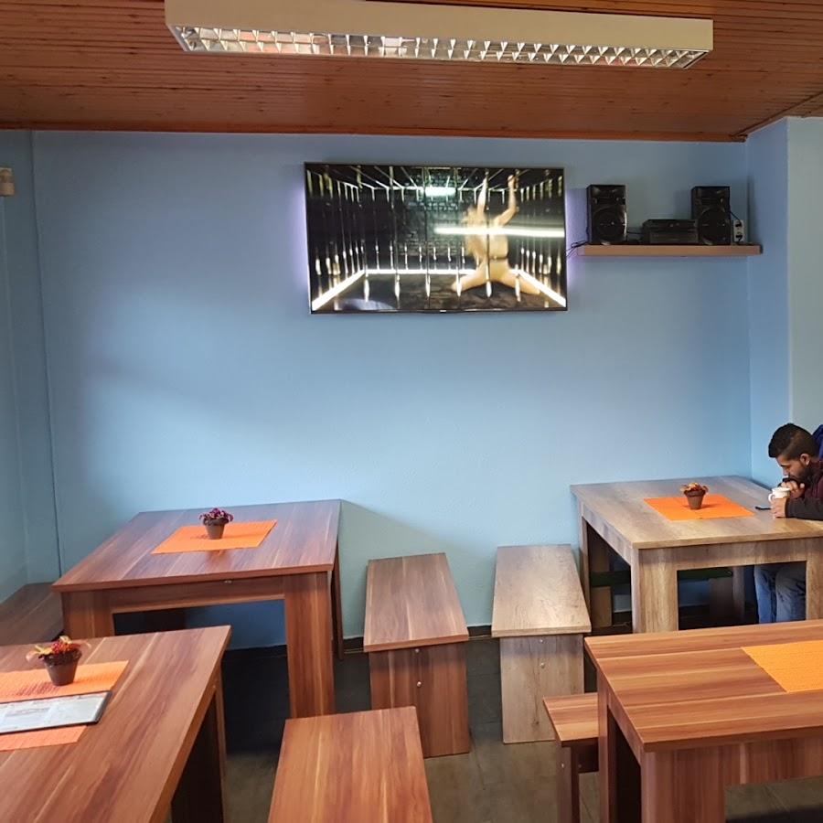 Restaurant "Döner-Haltestelle" in Malchin