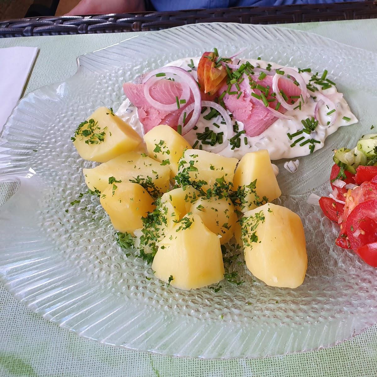 Restaurant "Restaurant und Pension Boddenperle" in  Fuhlendorf