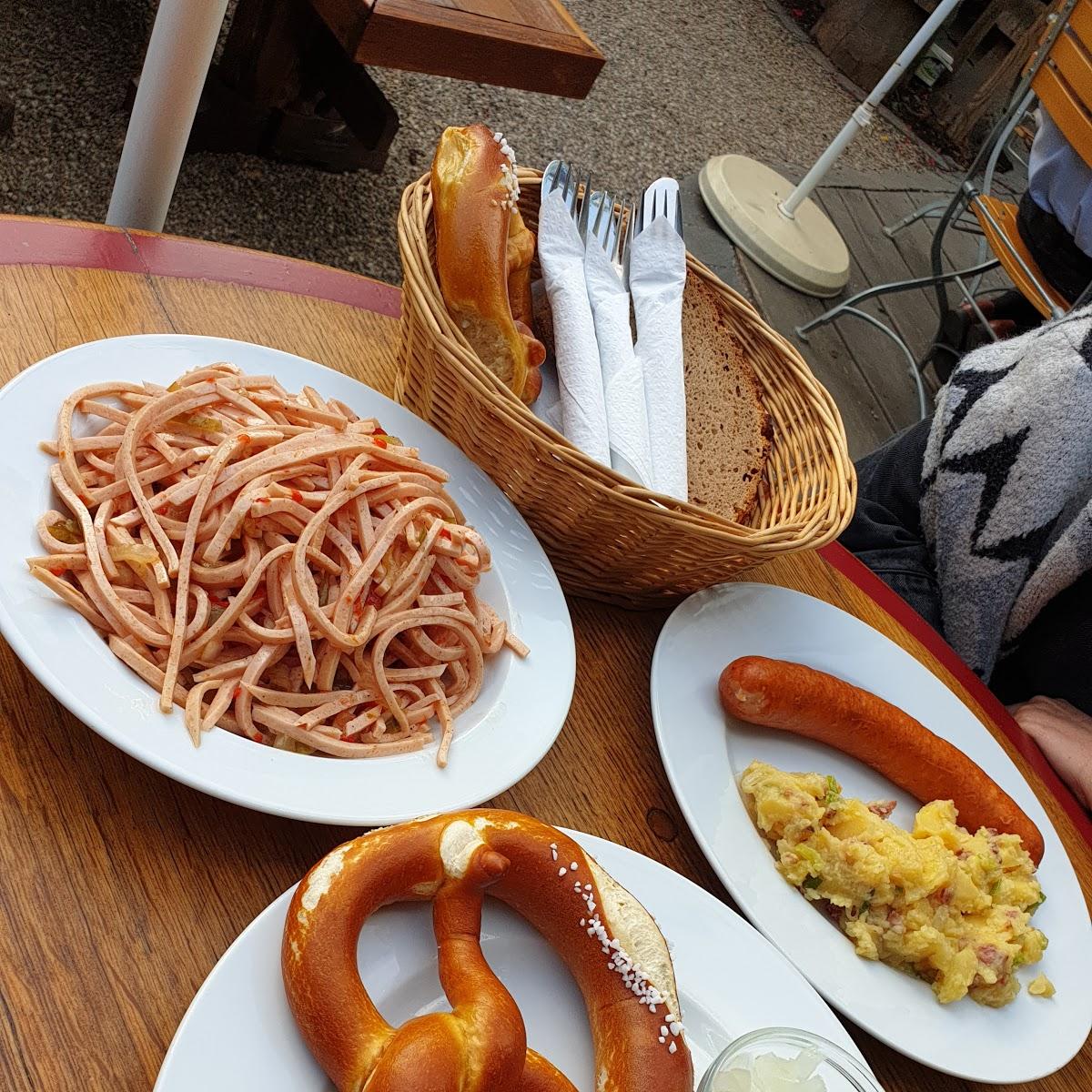 Restaurant "Nickelsmühle-Biergarten (Inh. Peter Kindermann). Bei Schlechtwetter geschlossen!" in  Weiterstadt