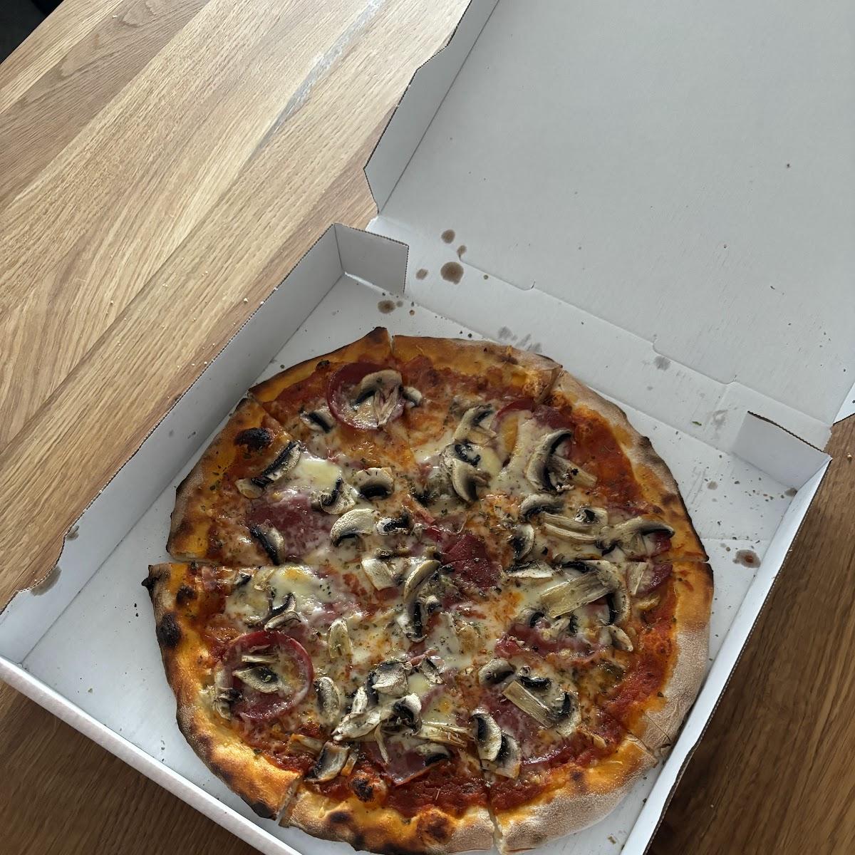 Restaurant "Pizzeria Attari House" in Glashütten