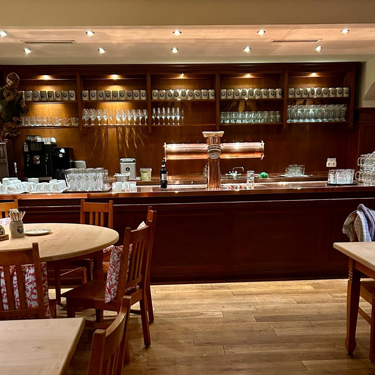 Restaurant "Gasthaus Franz Inselkammer" in Höhenkirchen-Siegertsbrunn