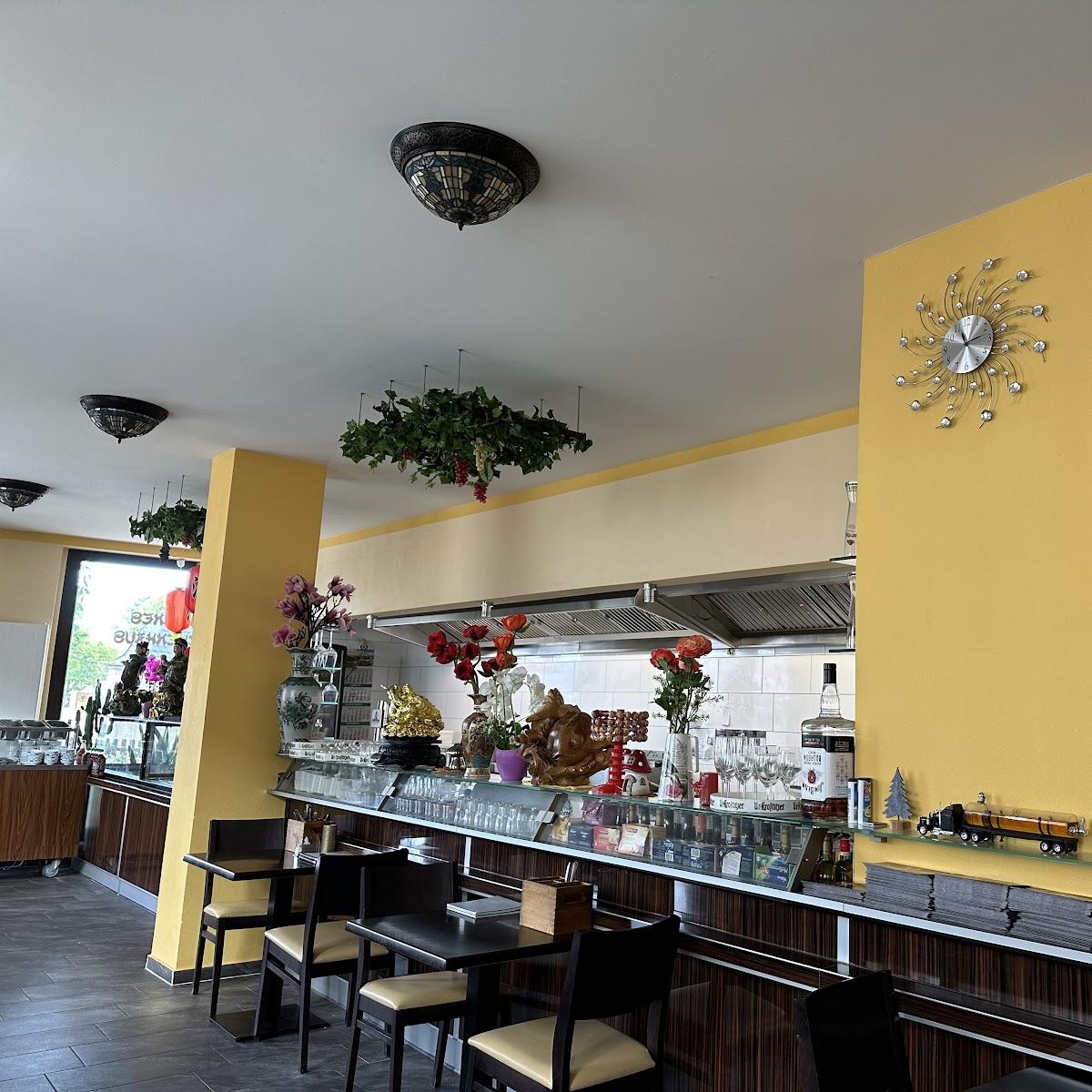 Restaurant "Goldenes Drachenhaus" in Güsten