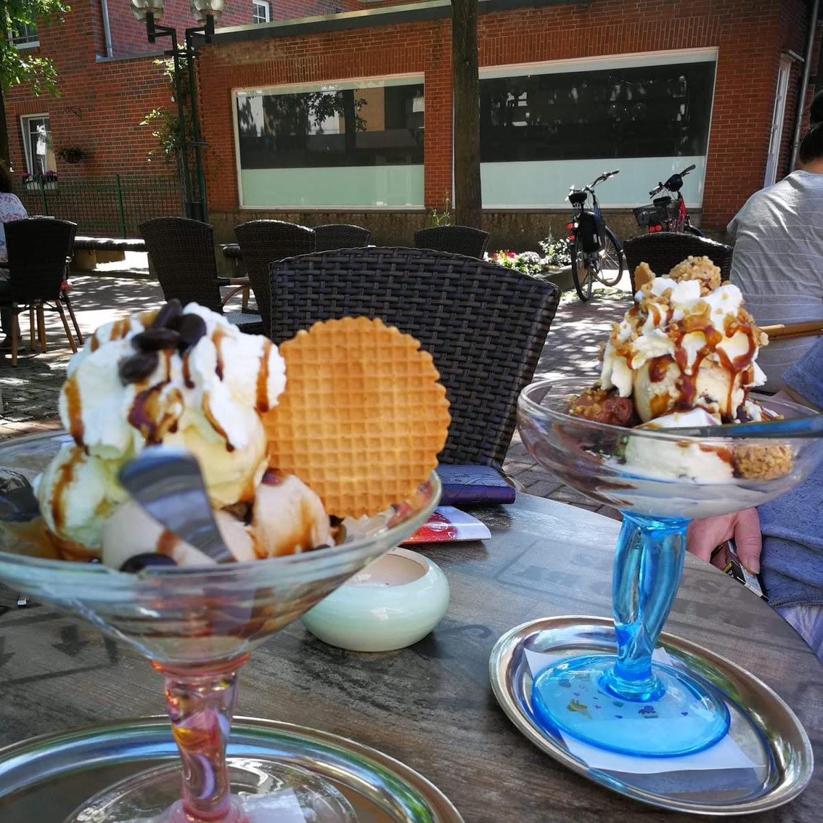 Restaurant "Eis-Café Venezia" in  Munster