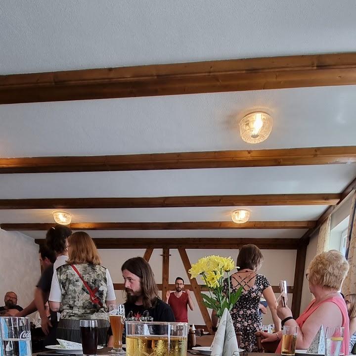 Restaurant "Bahnhofsgaststätte Graser" in Wilburgstetten