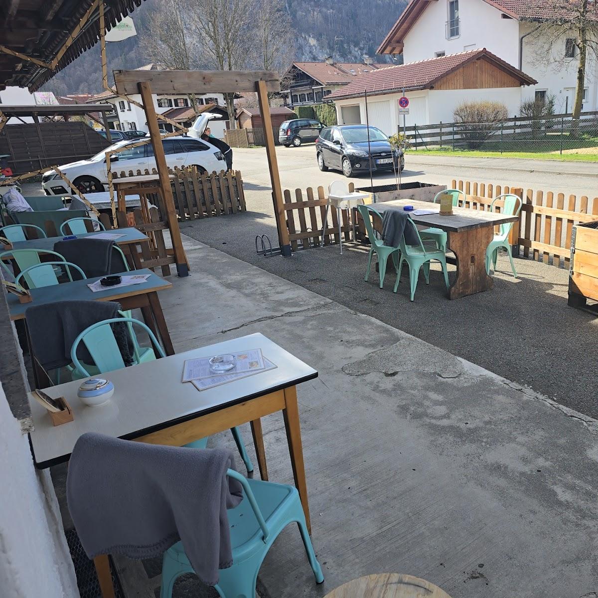 Restaurant "Cafe SchickSchnack" in Flintsbach am Inn