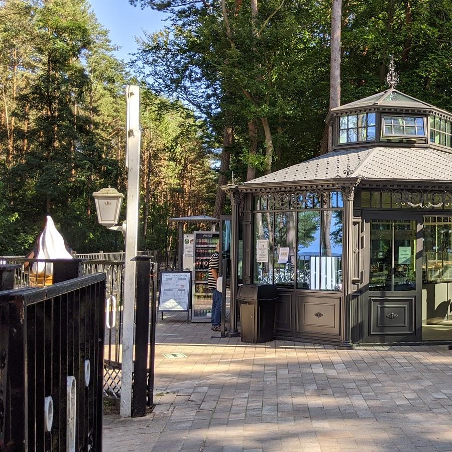 Restaurant "Pavillon Waldoase" in  Heringsdorf