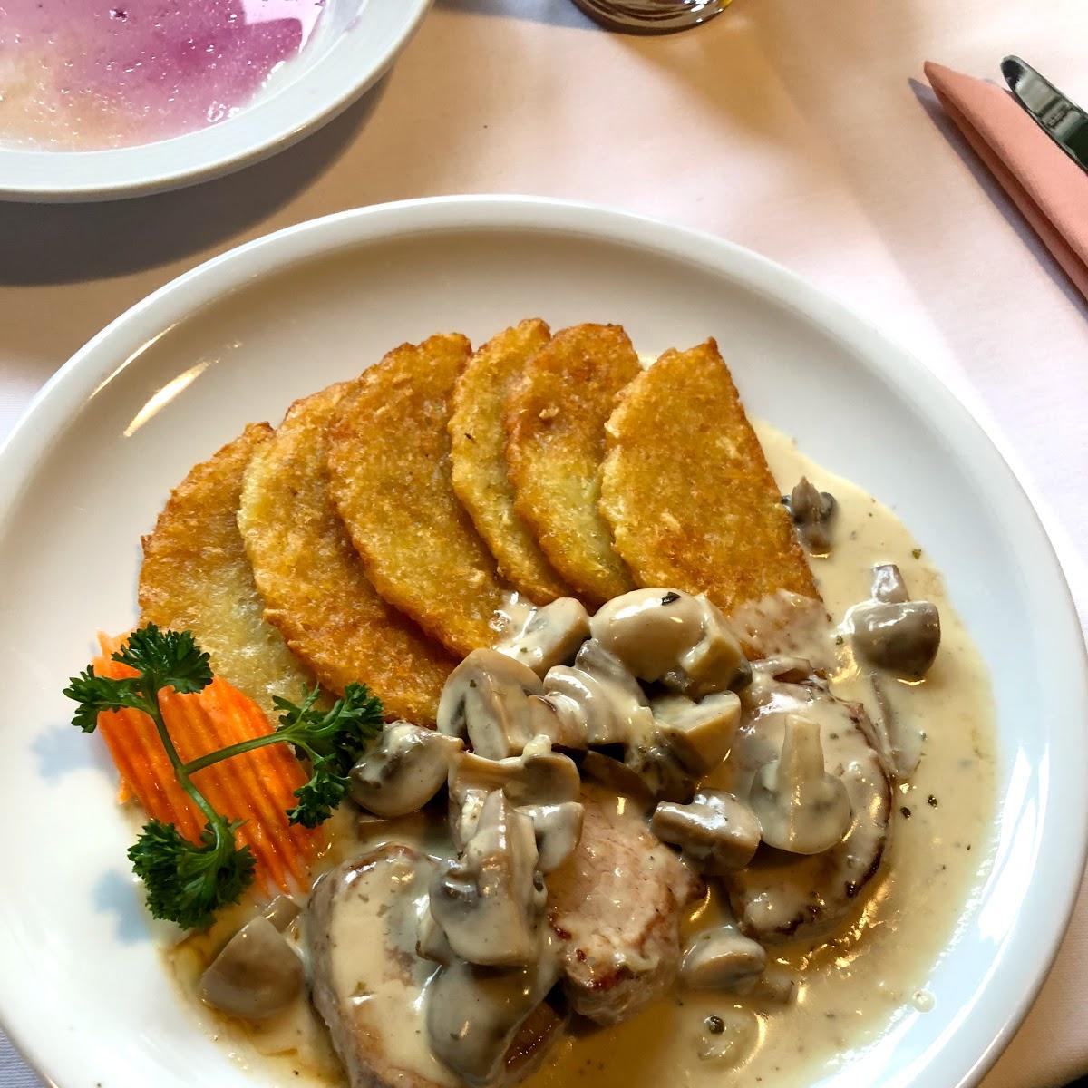 Restaurant "Gasthaus Weisses Ross Walk" in  Pegnitz