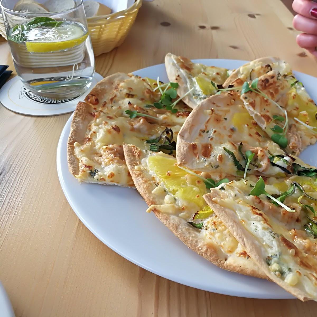 Restaurant "Bella Vista - Winzerhof Golk" in  Diera-Zehren