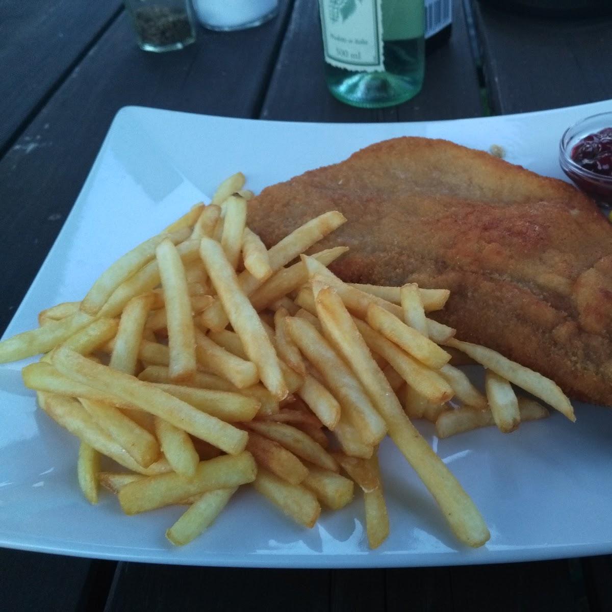 Restaurant "Gasthaus Schweizerstüberl" in  Burghausen