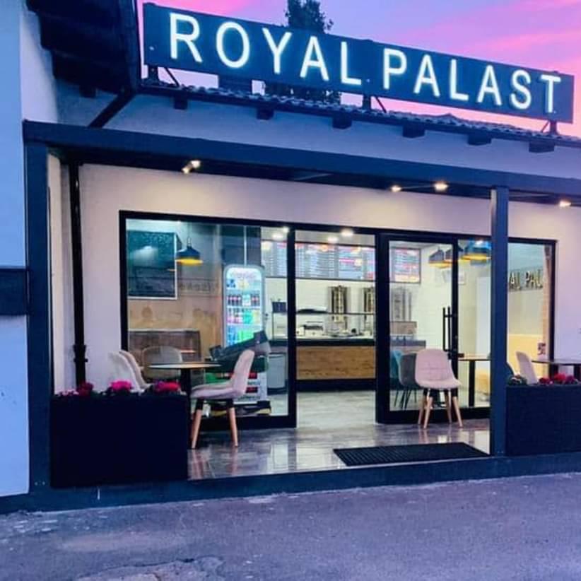 Restaurant "Royal Palast" in Ilsede