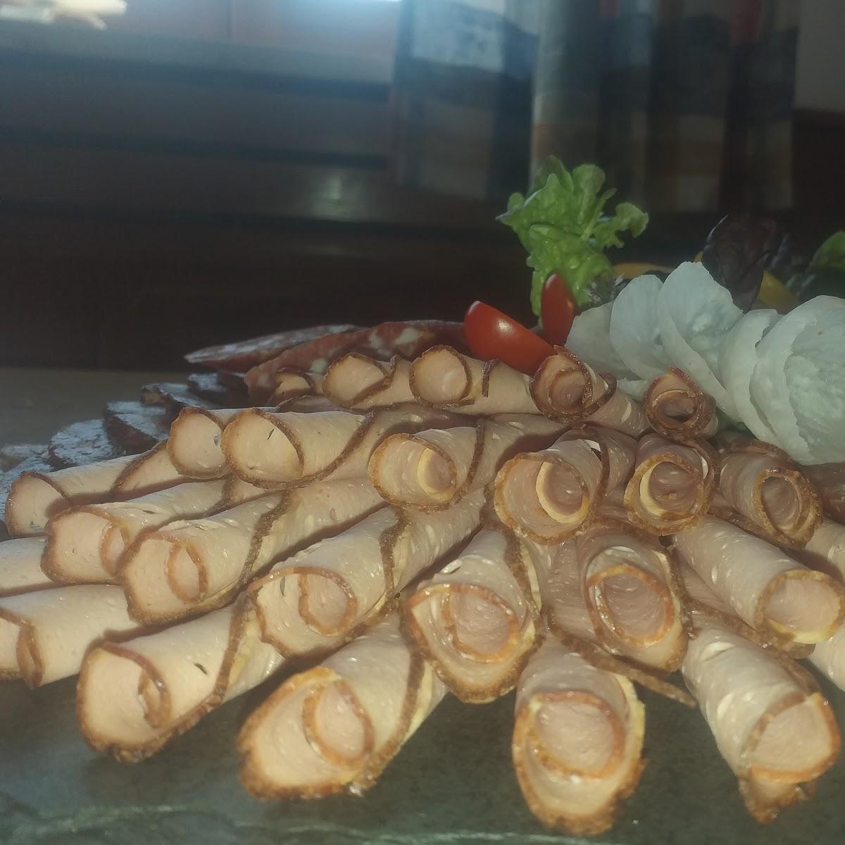 Restaurant "Maria Straßmann  Mia " in  Wolfgang