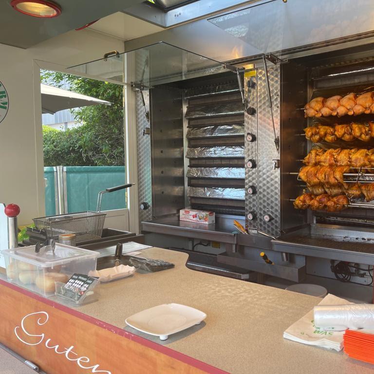 Restaurant "Running Farm GbR.-Grillhähnchen-Geflügelspezialitäten-Mobile Grillstation" in Grävenwiesbach