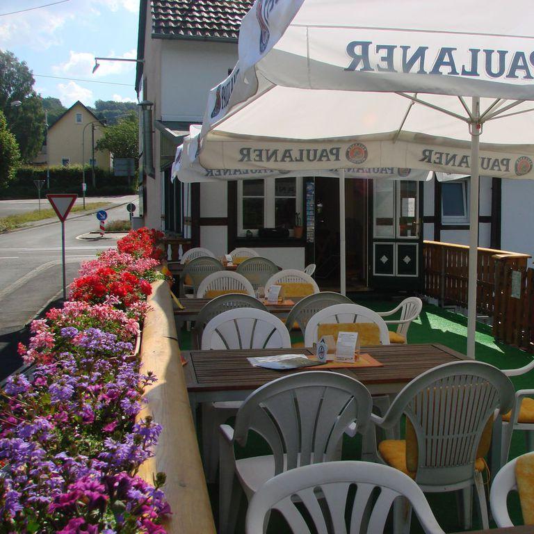 Restaurant "Gasthof  Rolandseck  Gutbürgerliche Speisegaststätte, Kegelbahn, Biergarten, Feierlichkeiten aller Art," in Windeck