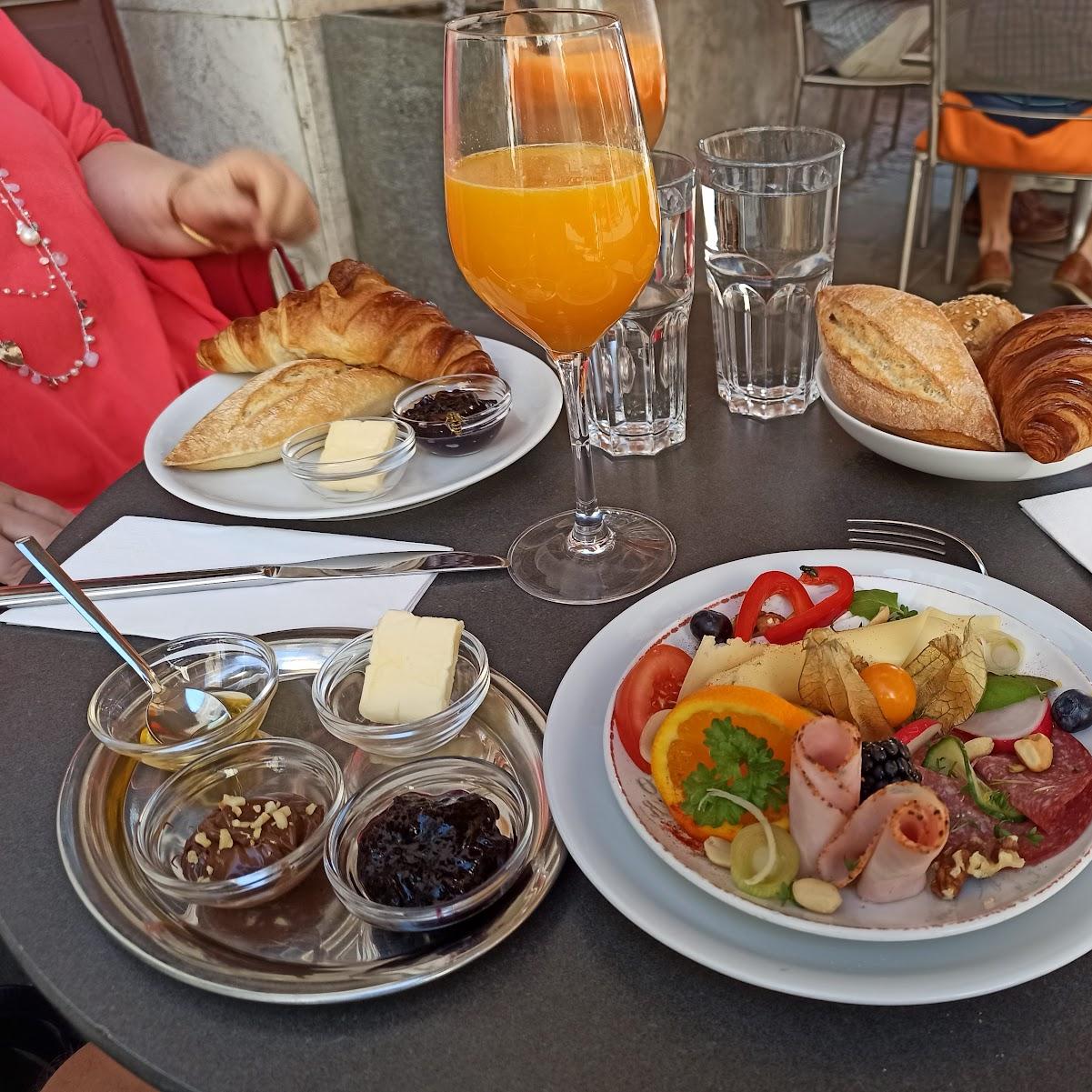 Restaurant "Café M" in Coburg