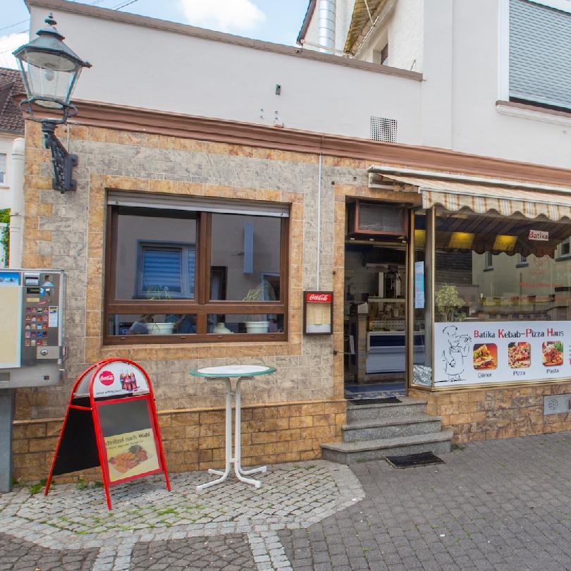 Restaurant "Restaurant Batika und Kebap Pizza Haus" in  Bassenheim