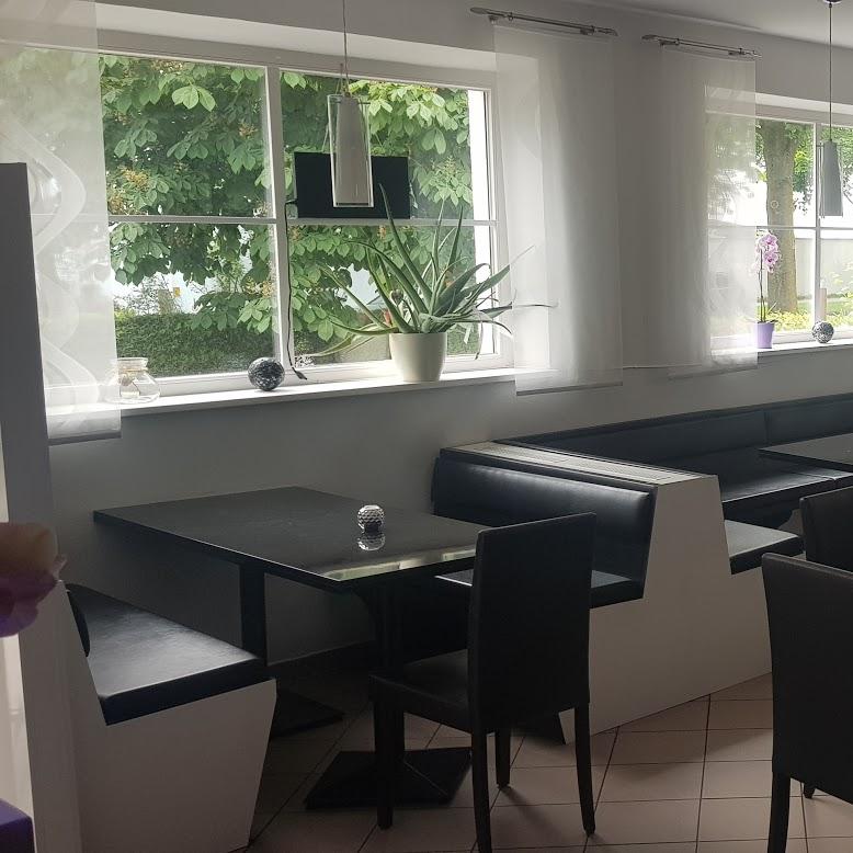 Restaurant "Loan Bierbar" in Waldkraiburg