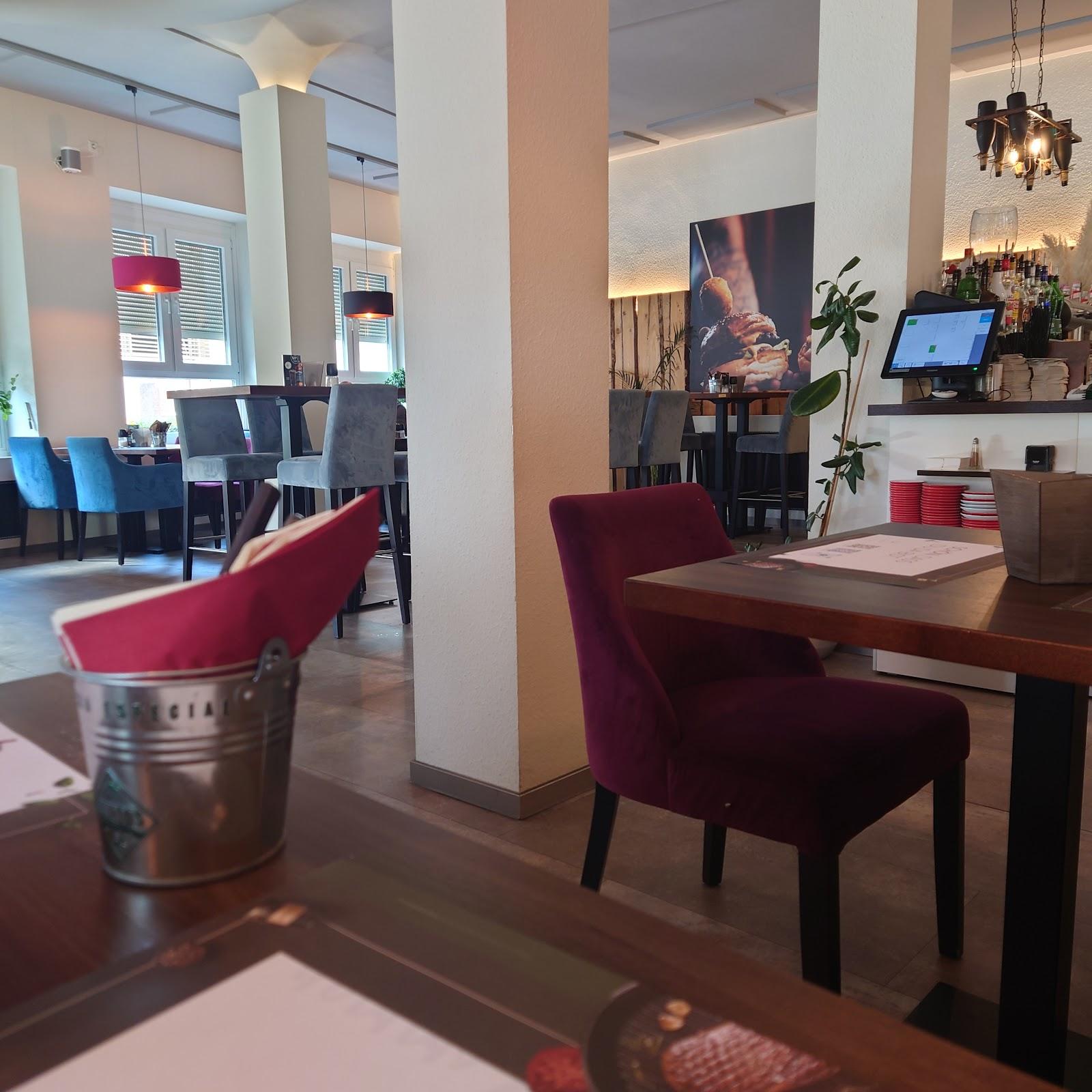 Restaurant "Gigant XXL Restaurant & Bar" in Einbeck