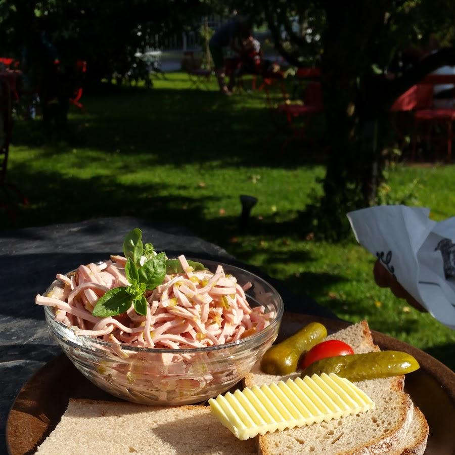 Restaurant "Straußwirtschaft Dreigiebelhaus" in  Kröv