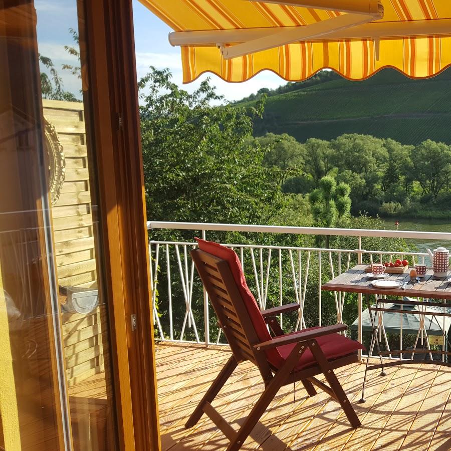 Restaurant "Weinhaus Alexander Barzen" in  Reil