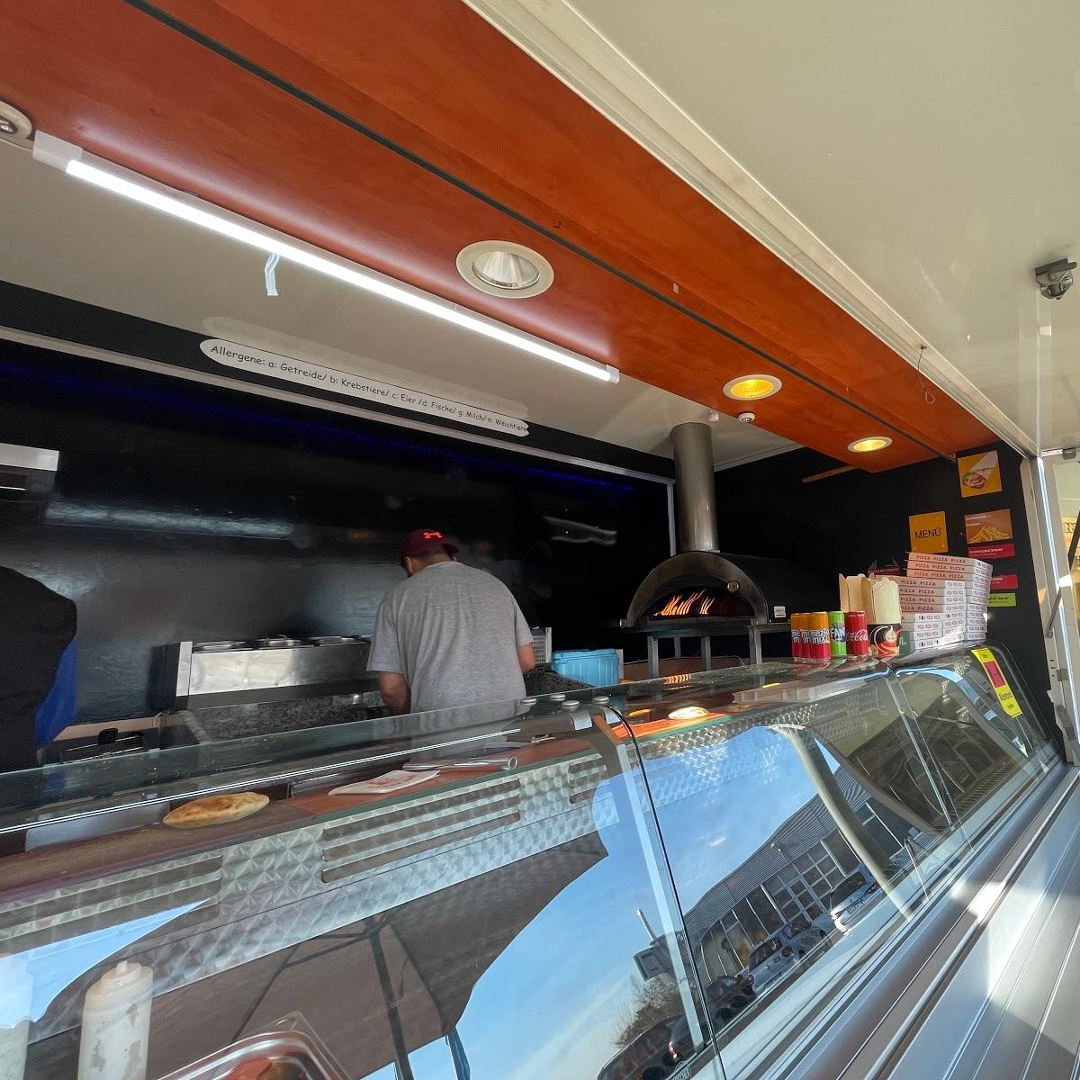 Restaurant "Pizza Mobil" in  Türkheim