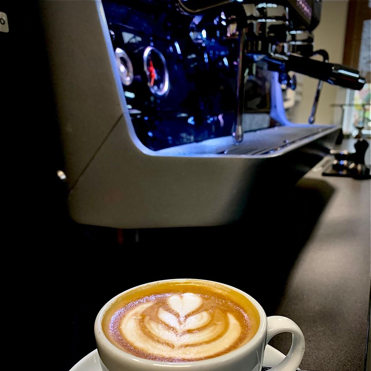 Restaurant "Marónoro Kaffeerösterei & Genussdorfladen" in  Mackenbach