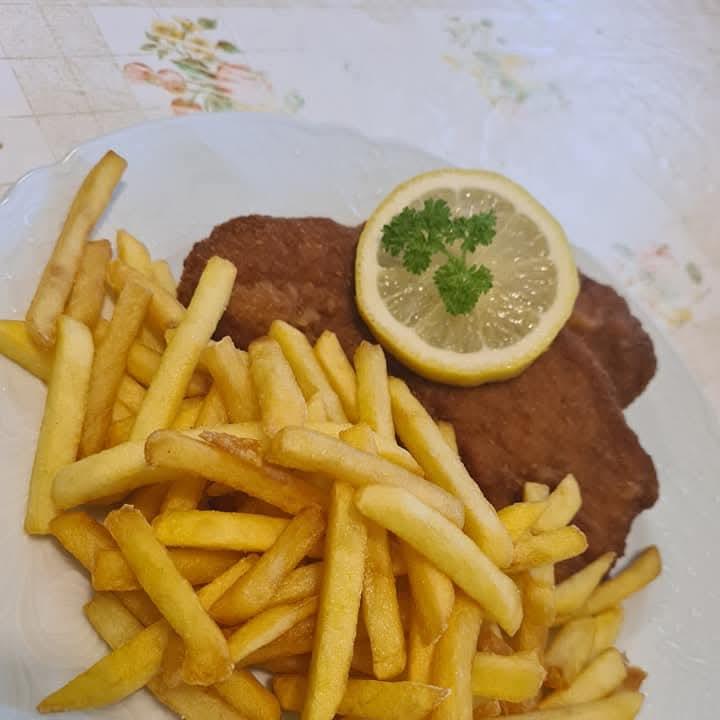 Restaurant "Gasthof Kellerhäusl" in Schnaittenbach