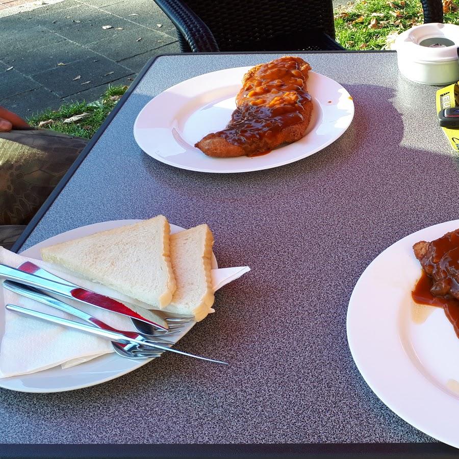 Restaurant "Brutzelstübchen" in  Brakel