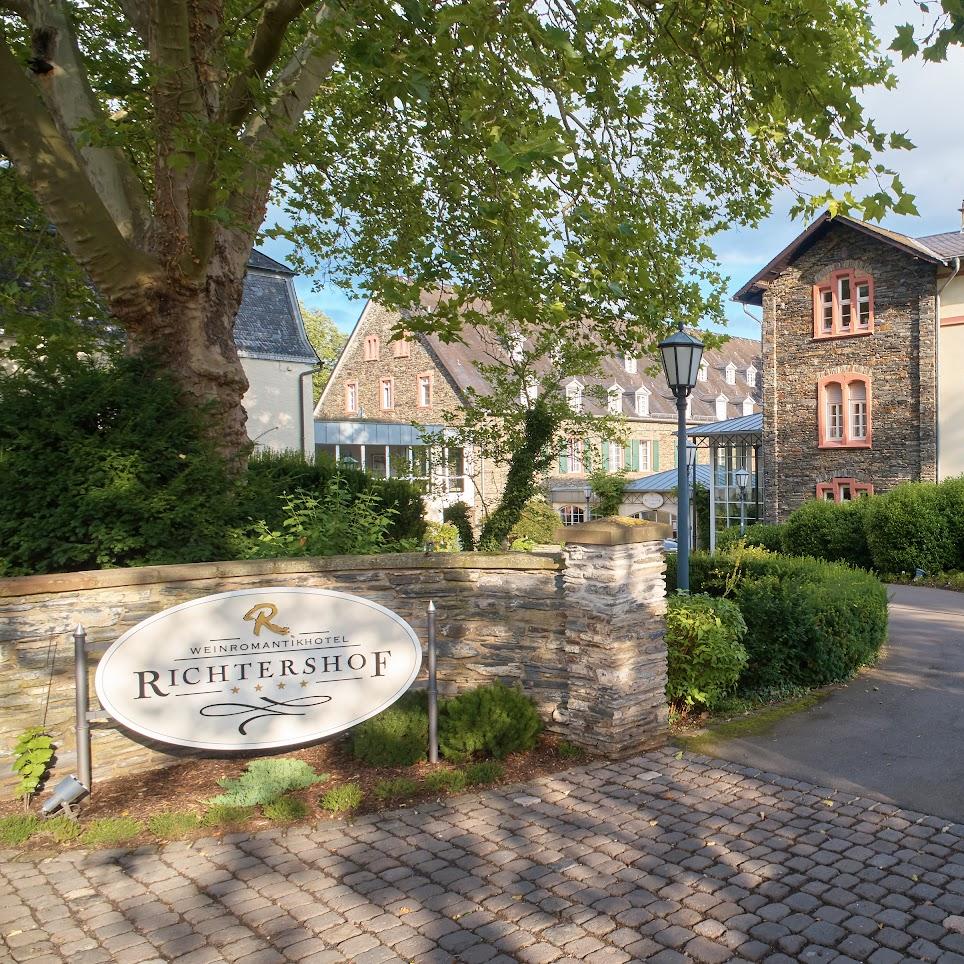 Restaurant "Weinromantikhotel Richtershof" in Mülheim (Mosel)