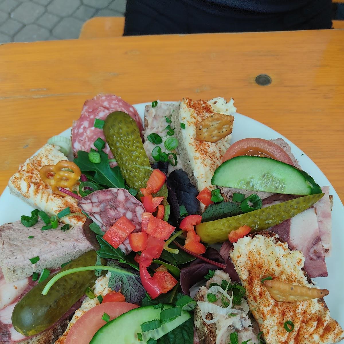 Restaurant "Zum Schiff" in Bergrheinfeld