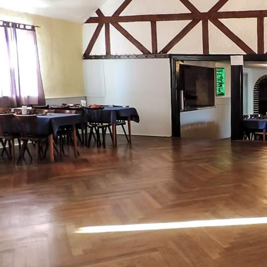 Restaurant "Gasthaus zum Goldenen Hirschen" in Kolitzheim