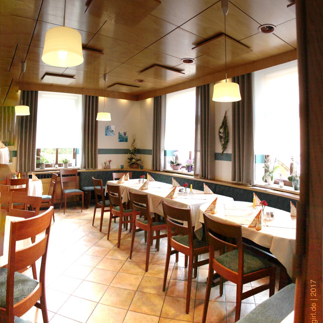 Restaurant "Gasthof Lauterbach - Inh. Beate Markert" in Neukirchen-Pleiße