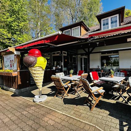 Restaurant "Gasthaus  Zur Palme " in Heidesee