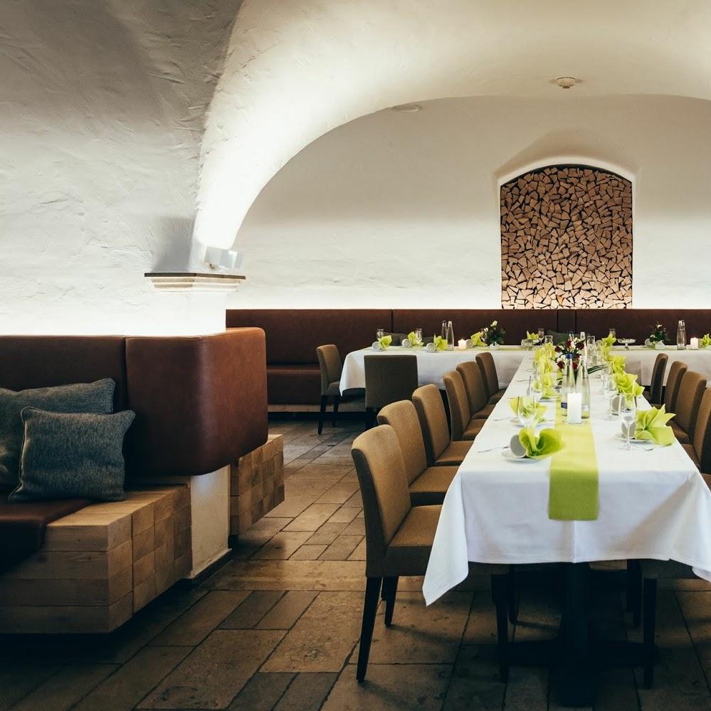 Restaurant "Gut Ferdinandshof" in Schernfeld