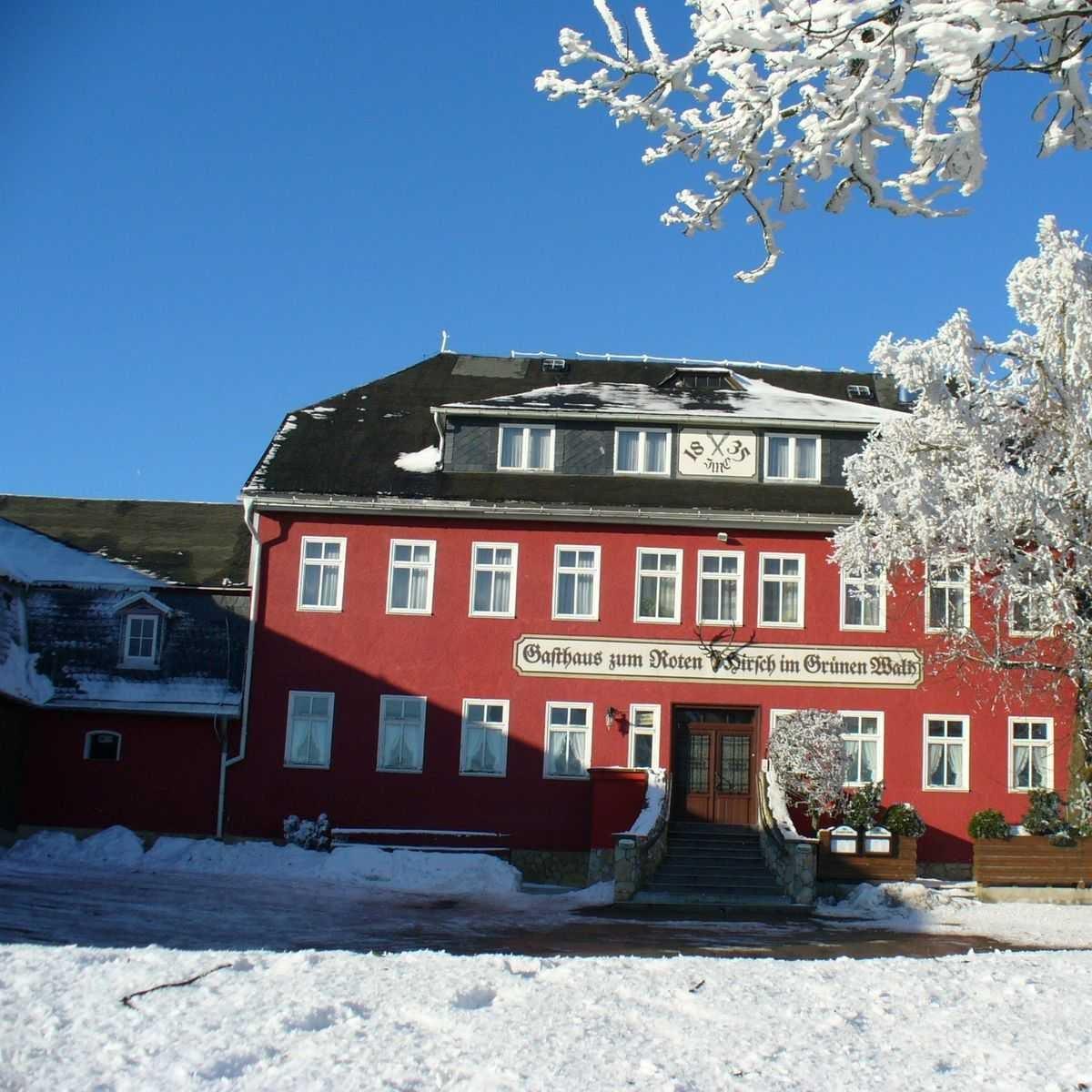 Restaurant " Zum Roten Hirsch im Grünen Wald " in  Höhe