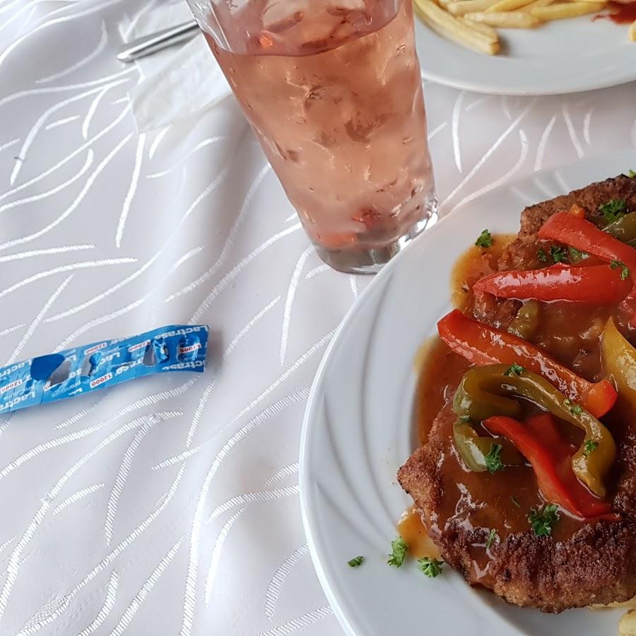 Restaurant "Zum Vogelpark" in  Altlußheim