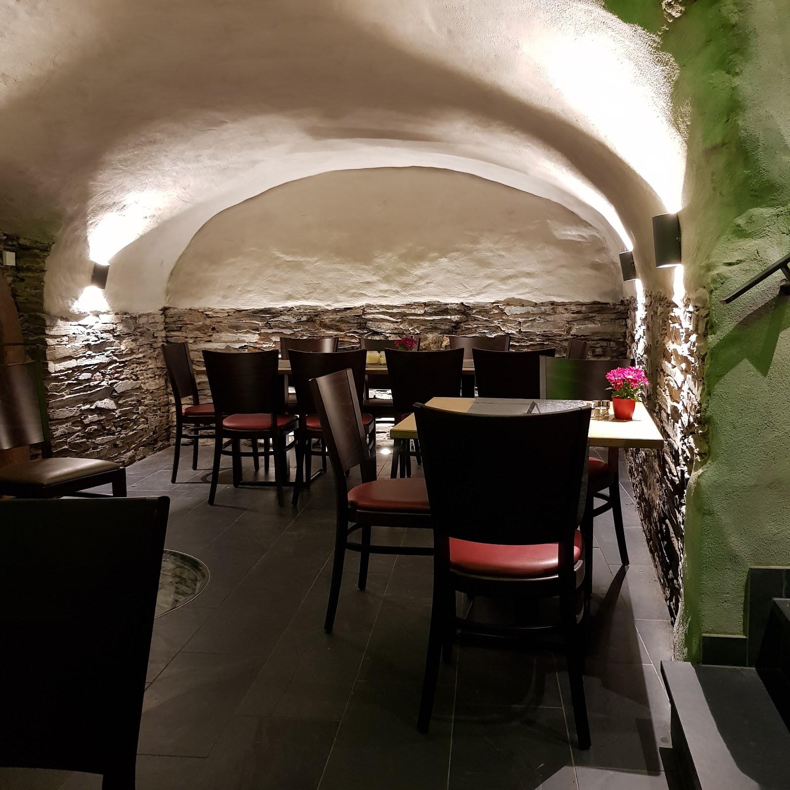 Restaurant "St. Maternus Keller" in Ürzig